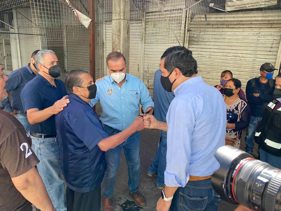 Comerciantes del ex Cuartel Juárez y del Mercado Gómez Palacio, que se unen a este llamado de solidaridad con Durango
