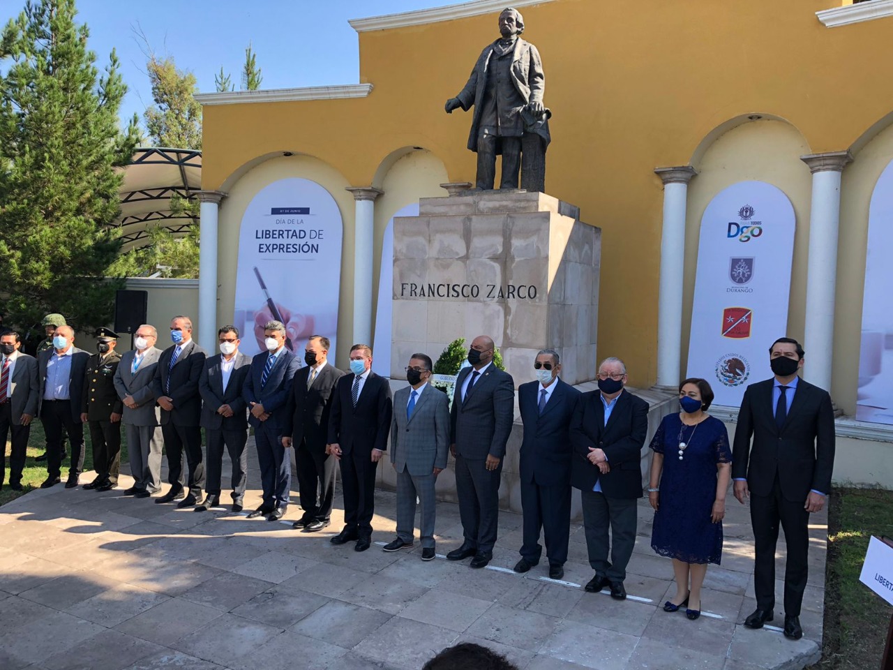 Participa Héctor Flores en la conmemoración del Dia de la Libertad de Expresión