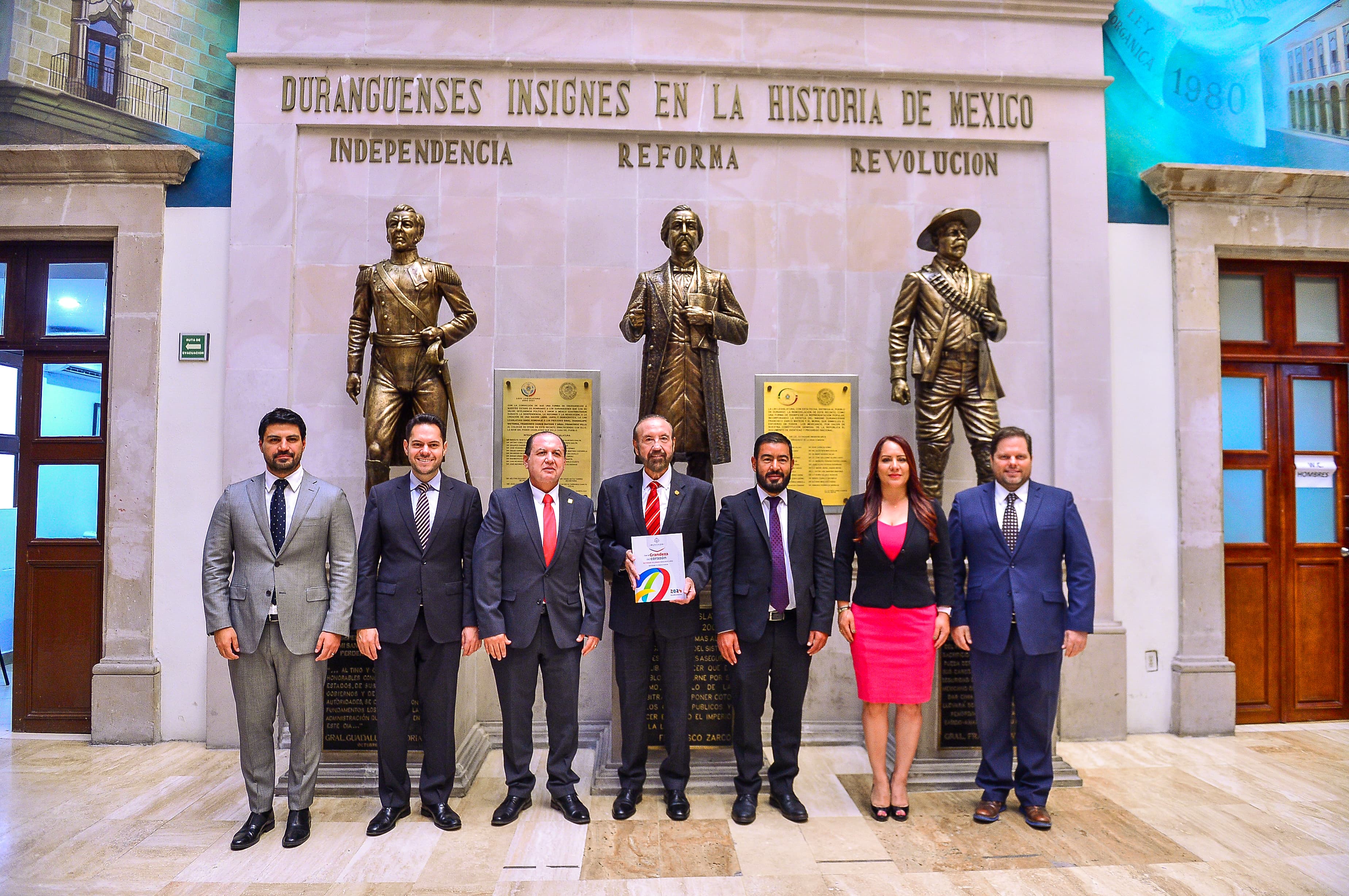 Entrega Gobierno de Esteban Villegas ante Congreso Segundo Informe;  prioriza economía, bienestar, agua para todos, atención a sequía y  acciones DIF