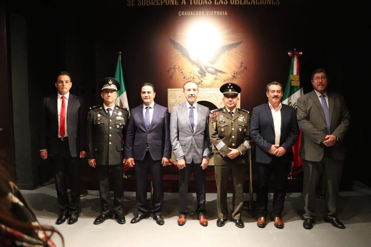 El Secretario de Gobierno Héctor Vela Asiste a la Conmemoración del Bicentenario de la Toma de Posesión de Guadalupe Victoria como Primer Presidente de México