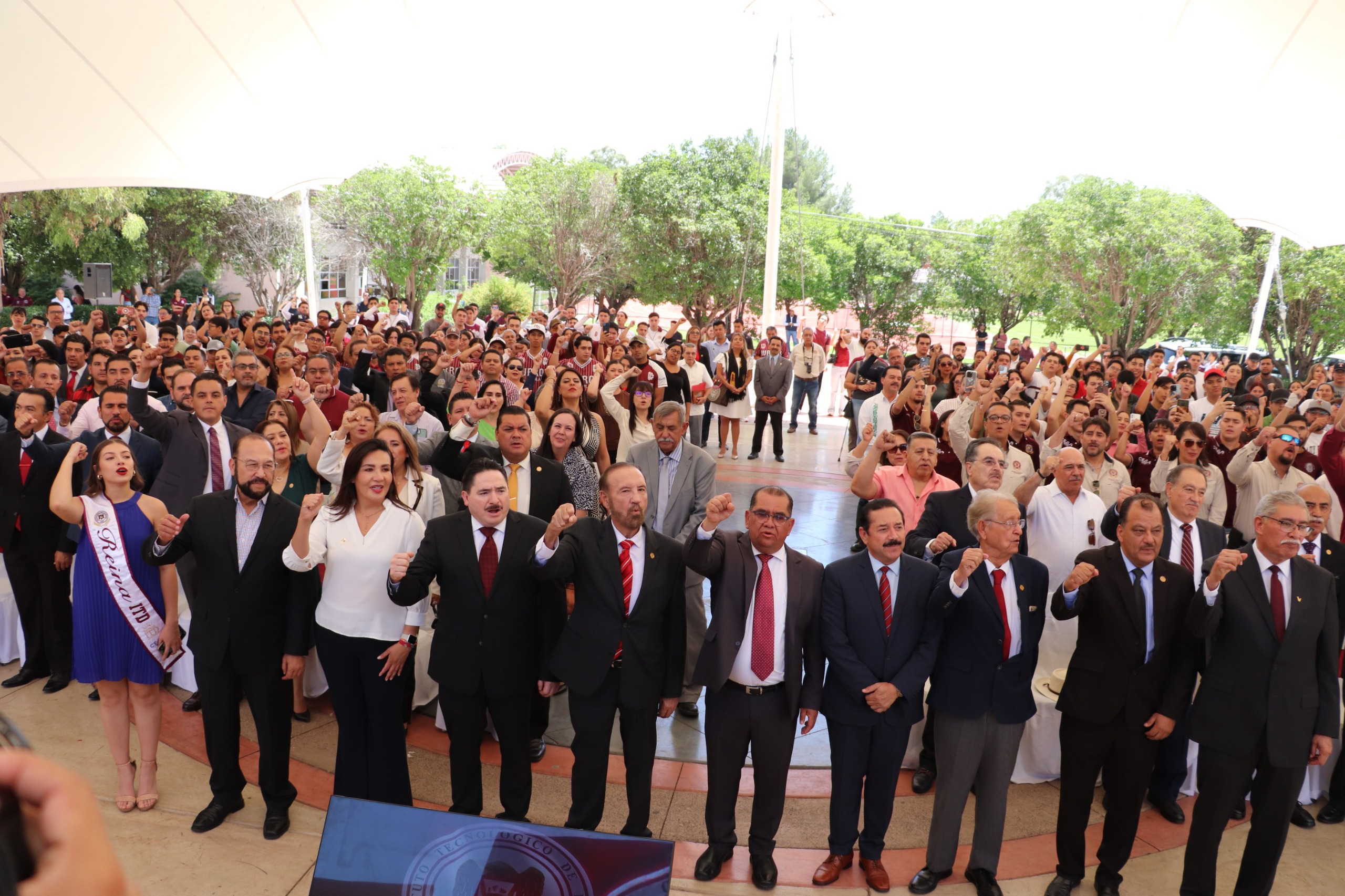 El Secretario General de Gobierno, Héctor Vela Valenzuela, Felicita al Instituto Tecnológico de Durango por su 76 Aniversario